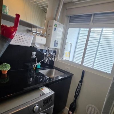 Studio com 54m², 1 quarto, 1 garagem, no bairro Centro em Florianópolis