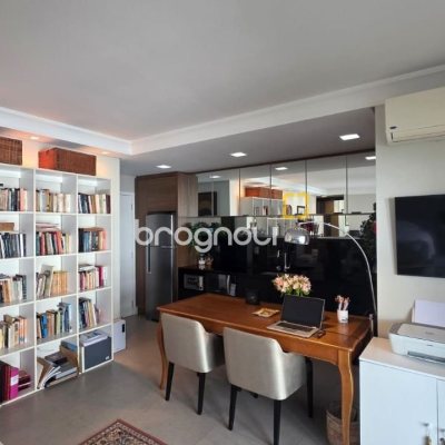 Studio com 54m², 1 quarto, 1 garagem, no bairro Centro em Florianópolis