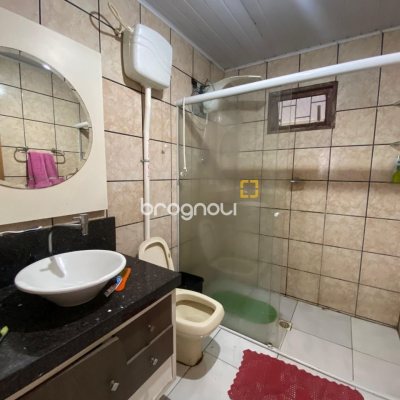 Casa com 136m², 3 quartos, 2 garagens, no bairro Jardim Eldorado em Palhoça