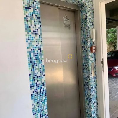 Apartamento com 111m², 3 quartos (sendo 1 suíte), 2 garagens, no bairro Jurerê em Florianópolis