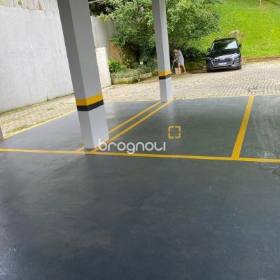 Apartamento com 111m², 3 quartos (sendo 1 suíte), 2 garagens, no bairro Jurerê em Florianópolis