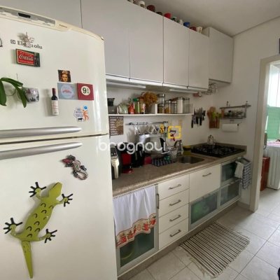 Apartamento com 111m², 3 quartos (sendo 1 suíte), 2 garagens, no bairro Jurerê em Florianópolis