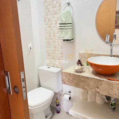 Apartamento com 122m², 3 quartos (sendo 1 suíte), 1 garagem, no bairro Ingleses do Rio Vermelho em Florianópolis