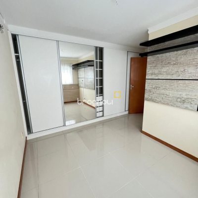 Apartamento com 122m², 3 quartos (sendo 1 suíte), 1 garagem, no bairro Ingleses do Rio Vermelho em Florianópolis
