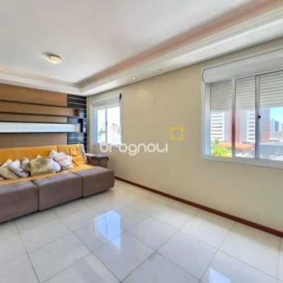 Cobertura com 258m², 3 quartos (sendo 1 suíte), 3 garagens, no bairro Estreito em Florianópolis