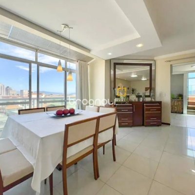 Cobertura com 258m², 3 quartos (sendo 1 suíte), 3 garagens, no bairro Estreito em Florianópolis