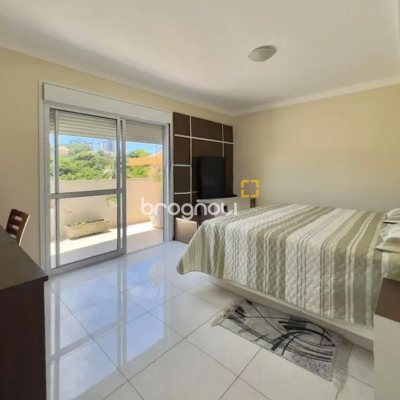 Cobertura com 258m², 3 quartos (sendo 1 suíte), 3 garagens, no bairro Estreito em Florianópolis