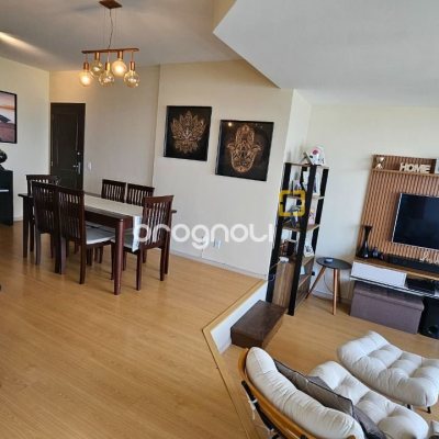 Apartamento com 130m², 3 quartos (sendo 1 suíte), 2 garagens, no bairro Coqueiros em Florianópolis