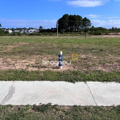 Terreno com 600m², no bairro São João do Rio Vermelho em Florianópolis