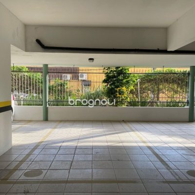 Apartamento com 109m², 3 quartos (sendo 1 suíte), 1 garagem, no bairro Centro em Florianópolis