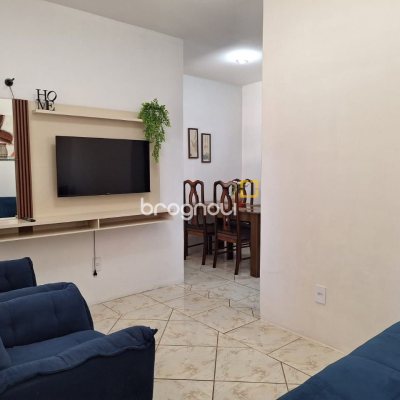 Pousada / Hotel com 560m², 10 quartos (sendo 2 suítes), 8 garagens, no bairro Canasvieiras em Florianópolis