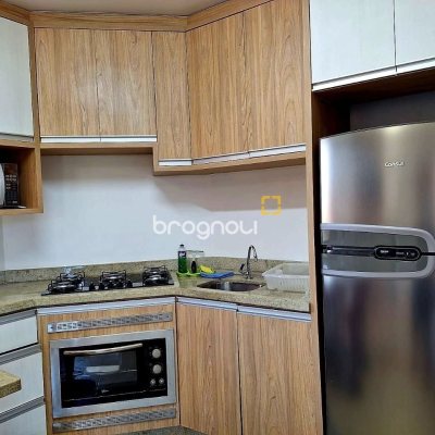 Pousada / Hotel com 560m², 10 quartos (sendo 2 suítes), 8 garagens, no bairro Canasvieiras em Florianópolis