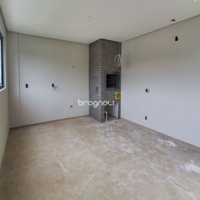 Apartamento com 94m², 3 quartos (sendo 1 suíte), 2 garagens, no bairro Saco Grande em Florianópolis