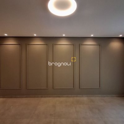 Apartamento com 94m², 3 quartos (sendo 1 suíte), 2 garagens, no bairro Saco Grande em Florianópolis