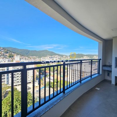 Apartamento com 98m², 3 quartos (sendo 1 suíte), 2 garagens, no bairro Saco Grande em Florianópolis