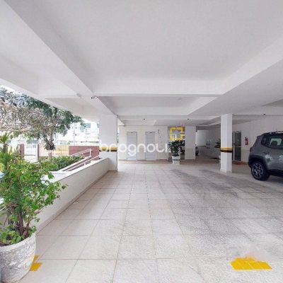 Apartamento com 115m², 3 quartos (sendo 3 suítes), 2 garagens, no bairro Ingleses em Florianópolis