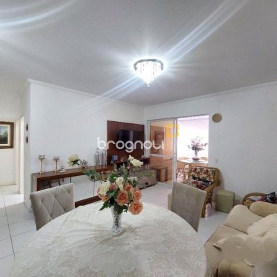 Apartamento com 115m², 3 quartos (sendo 3 suítes), 2 garagens, no bairro Ingleses em Florianópolis