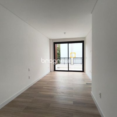 Casa de Condomínio com 230m², 3 quartos (sendo 3 suítes), 2 garagens, no bairro Santo Antônio de Lisboa em Florianópolis