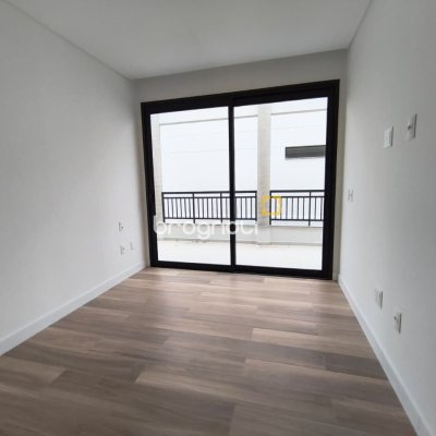 Casa de Condomínio com 230m², 3 quartos (sendo 3 suítes), 2 garagens, no bairro Santo Antônio de Lisboa em Florianópolis