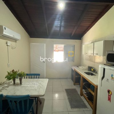 Hotel com 320m², 6 quartos (sendo 6 suítes), 6 garagens, no bairro Rio Vermelho em Florianópolis