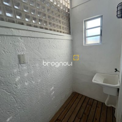Hotel com 320m², 6 quartos (sendo 6 suítes), 6 garagens, no bairro Rio Vermelho em Florianópolis