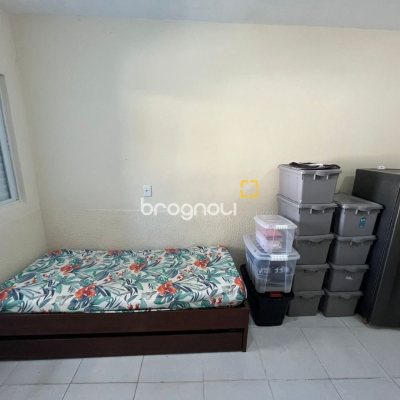 Hotel com 320m², 6 quartos (sendo 6 suítes), 6 garagens, no bairro Rio Vermelho em Florianópolis