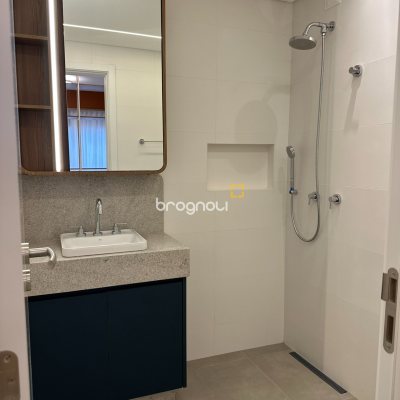 Apartamento com 74m², 2 quartos (sendo 1 suíte), 1 garagem, no bairro Saco Grande em Florianópolis