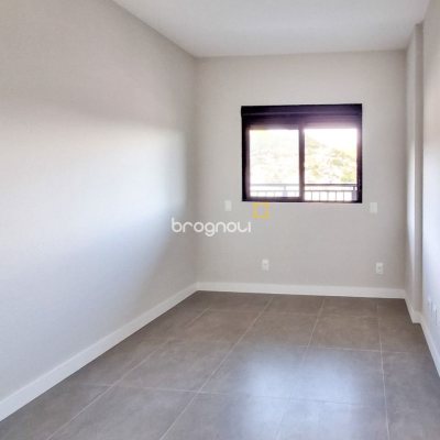 Apartamento com 74m², 2 quartos (sendo 1 suíte), 1 garagem, no bairro Saco Grande em Florianópolis