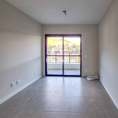 Apartamento com 74m², 2 quartos (sendo 1 suíte), 1 garagem, no bairro Saco Grande em Florianópolis
