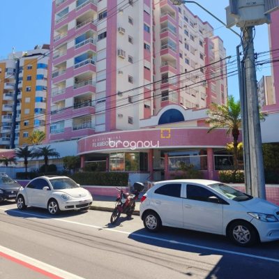 Apartamento com 71m², 2 quartos (sendo 1 suíte), 1 garagem, no bairro Itacorubi em Florianópolis