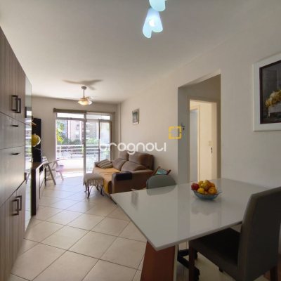 Apartamento com 71m², 2 quartos (sendo 1 suíte), 1 garagem, no bairro Itacorubi em Florianópolis