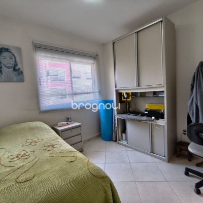 Apartamento com 71m², 2 quartos (sendo 1 suíte), 1 garagem, no bairro Itacorubi em Florianópolis