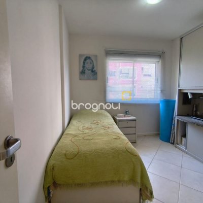Apartamento com 71m², 2 quartos (sendo 1 suíte), 1 garagem, no bairro Itacorubi em Florianópolis