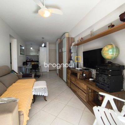 Apartamento com 71m², 2 quartos (sendo 1 suíte), 1 garagem, no bairro Itacorubi em Florianópolis