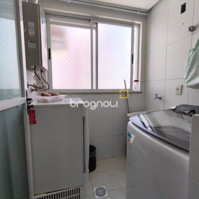 Apartamento com 71m², 2 quartos (sendo 1 suíte), 1 garagem, no bairro Itacorubi em Florianópolis