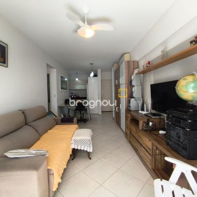 Apartamento com 71m², 2 quartos (sendo 1 suíte), 1 garagem, no bairro Itacorubi em Florianópolis