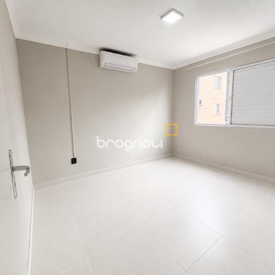Apartamento com 55m², 2 quartos, 1 garagem, no bairro Serraria em São José