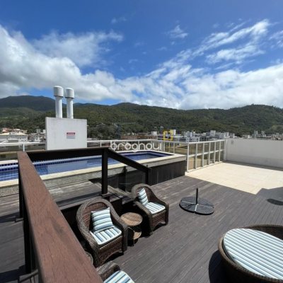 Apartamento com 83m², 2 quartos (sendo 2 suítes), 1 garagem, no bairro Palmas em Governador Celso Ramos
