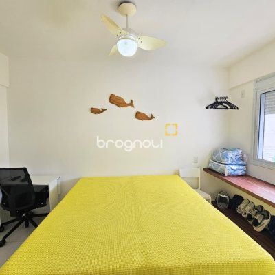 Apartamento com 83m², 2 quartos (sendo 2 suítes), 1 garagem, no bairro Palmas em Governador Celso Ramos