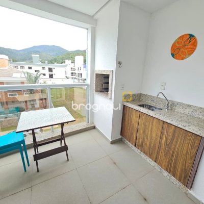 Apartamento com 83m², 2 quartos (sendo 2 suítes), 1 garagem, no bairro Palmas em Governador Celso Ramos