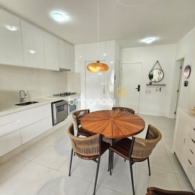 Apartamento com 83m², 2 quartos (sendo 2 suítes), 1 garagem, no bairro Palmas em Governador Celso Ramos
