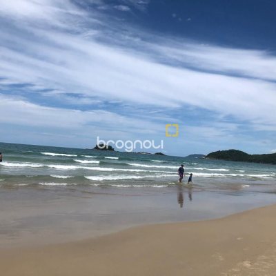 Apartamento com 83m², 2 quartos (sendo 2 suítes), 1 garagem, no bairro Palmas em Governador Celso Ramos