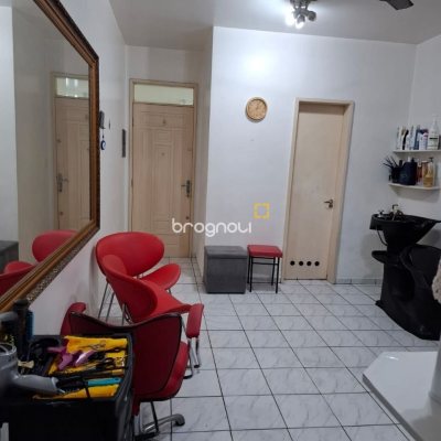 Sala com 27m², no bairro Centro em Florianópolis