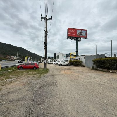 Terreno com 1766m², no bairro Santo Antônio de Lisboa em Florianópolis