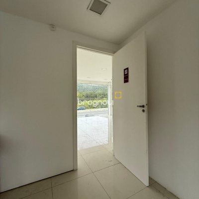 Terreno com 1766m², no bairro Santo Antônio de Lisboa em Florianópolis