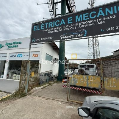 Terreno com 1766m², no bairro Santo Antônio de Lisboa em Florianópolis