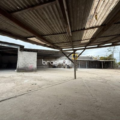 Terreno com 1766m², no bairro Santo Antônio de Lisboa em Florianópolis