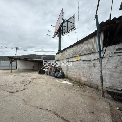 Terreno com 1766m², no bairro Santo Antônio de Lisboa em Florianópolis