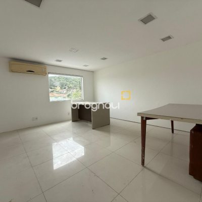 Terreno com 1766m², no bairro Santo Antônio de Lisboa em Florianópolis