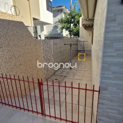 Casa com 110m², 4 quartos, 1 garagem, no bairro Canasvieiras em Florianópolis